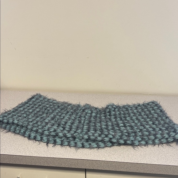 santelli Francesca Accessories - Chunky Knit Infinity Scarf in Teal and Gray